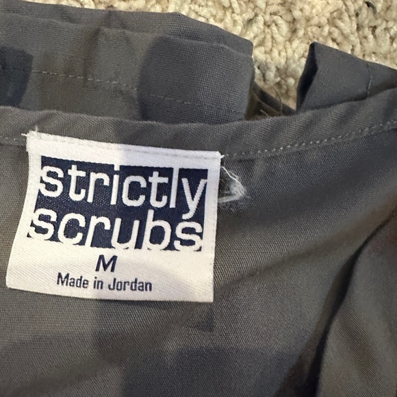 Two medium scrub tops - Picture 3 of 5